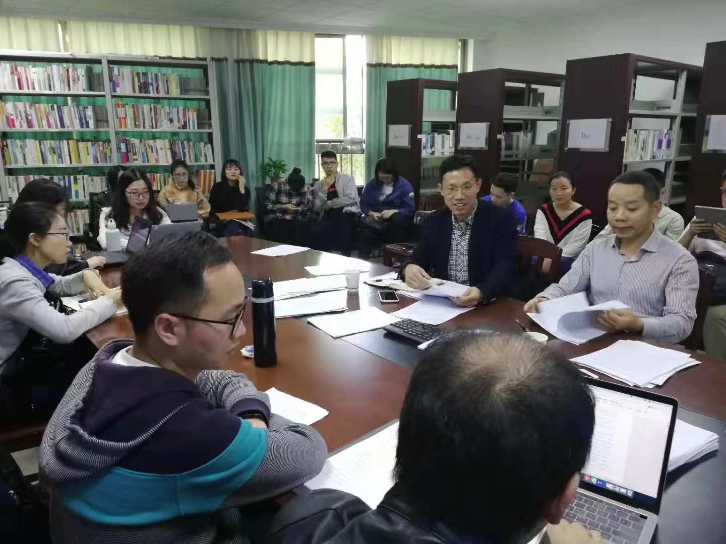 我院研究生学术论文交流打磨会议顺利召开2