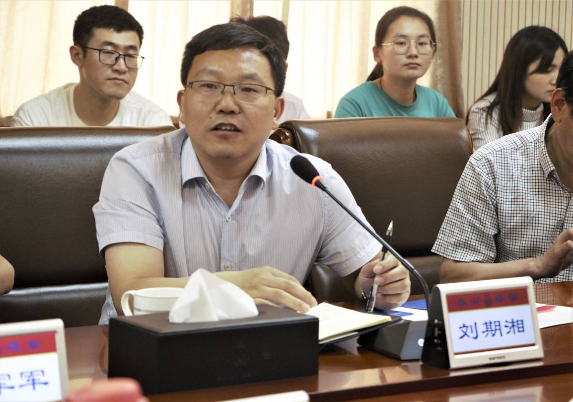 法学与公共管理学院师生赴长沙市公安局刑侦支队学习交流2